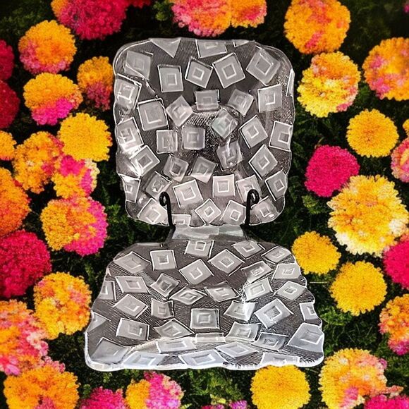 2 Mikasa Clear Glass Plates Side Frosted Square Design Geometric Salad Snack - Picture 15 of 16